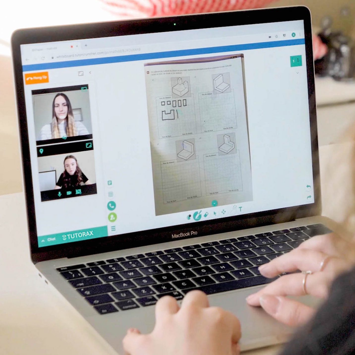 Online tutoring session with a Tutorax tutor