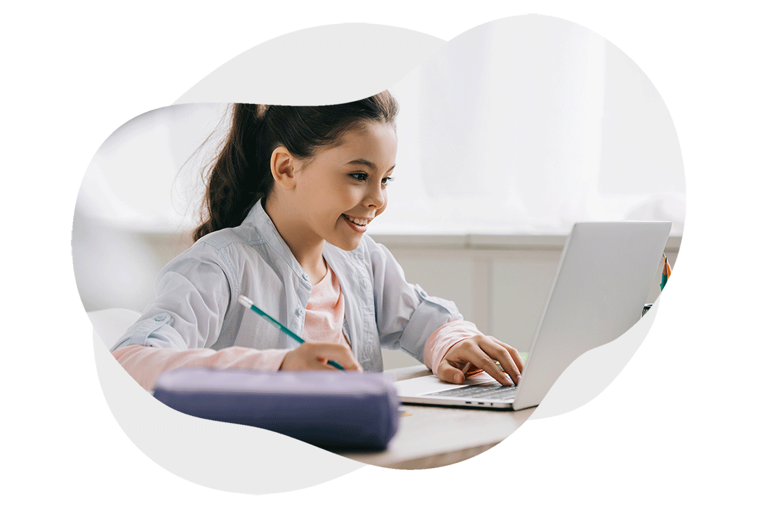 Student in an online tutoring session with Tutorax